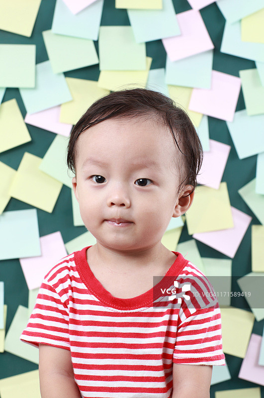 可爱的亚洲婴儿图片素材