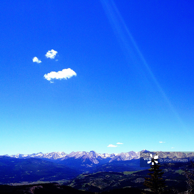 愤怒的天空图片素材
