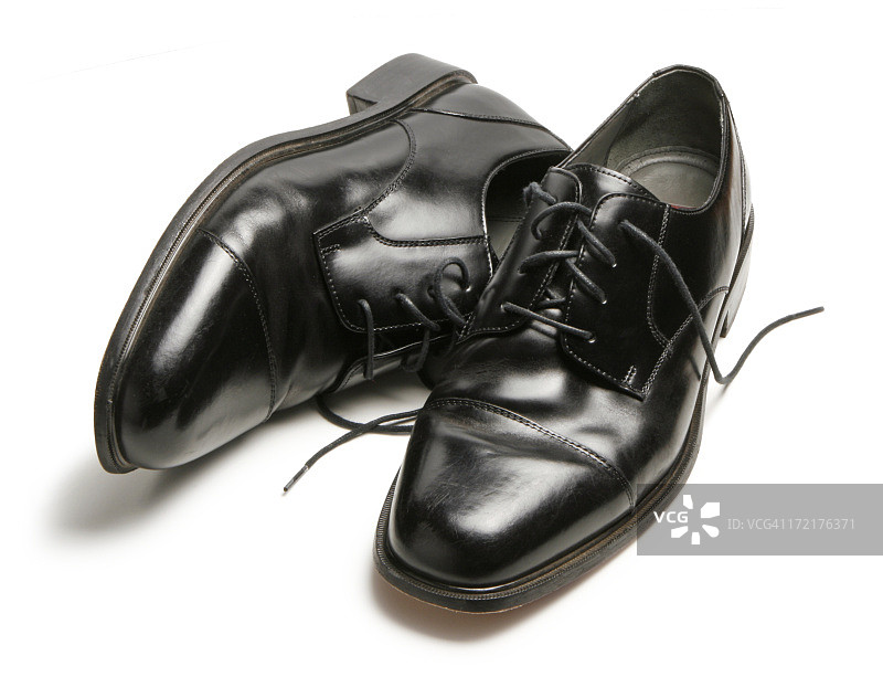 黑色正装皮鞋图片素材