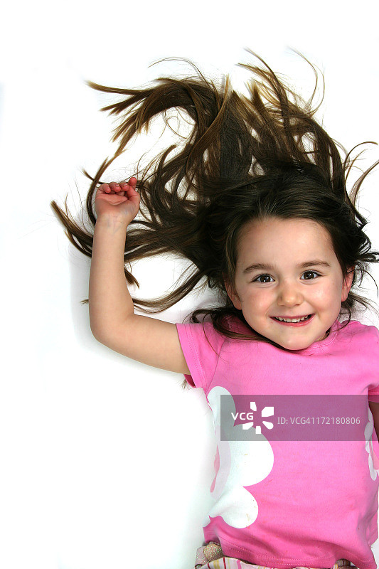 穿粉色上衣的女人图片素材