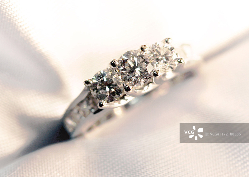 订婚戒指图片素材