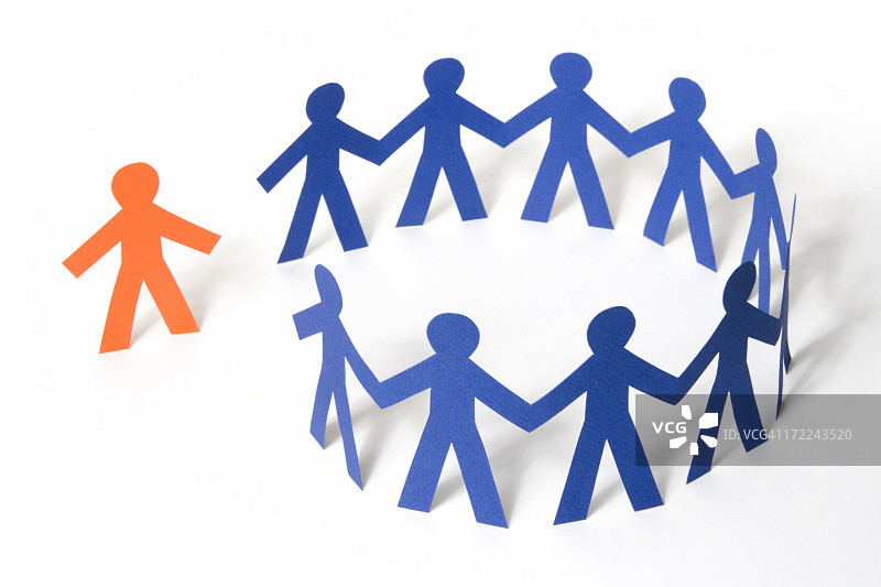 离开人群图片素材