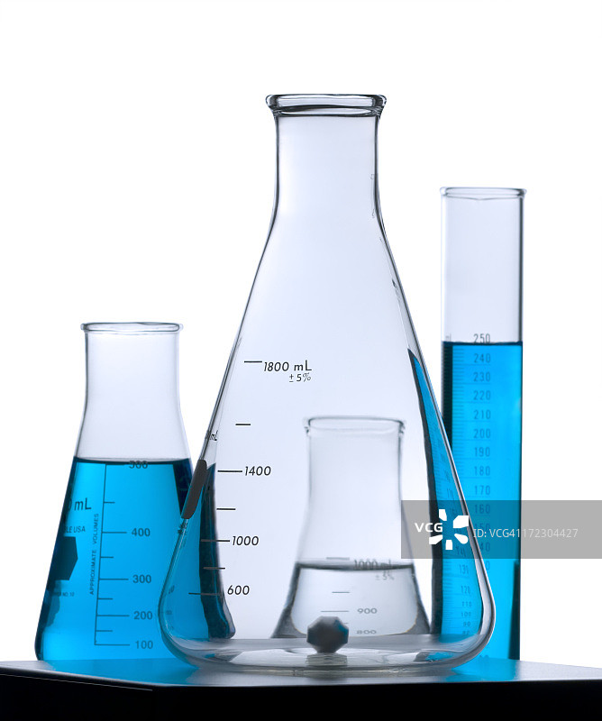 搅拌板上的烧瓶（带剪切路径）图片素材