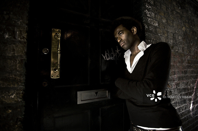 在寒冷中图片素材