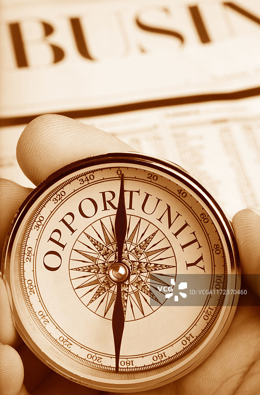 指向商机的指南针图片素材