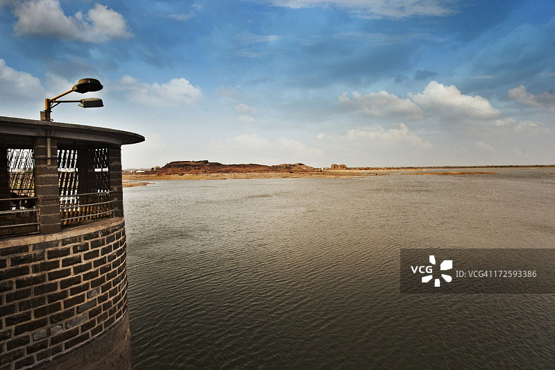 印度古吉拉特邦拉杰果德阿吉河上的阿吉水坝图片素材