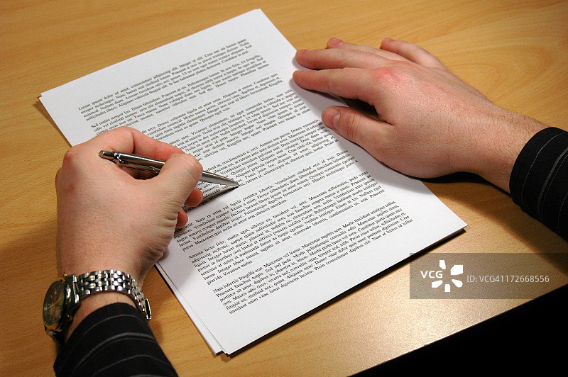 用笔检查文件图片素材