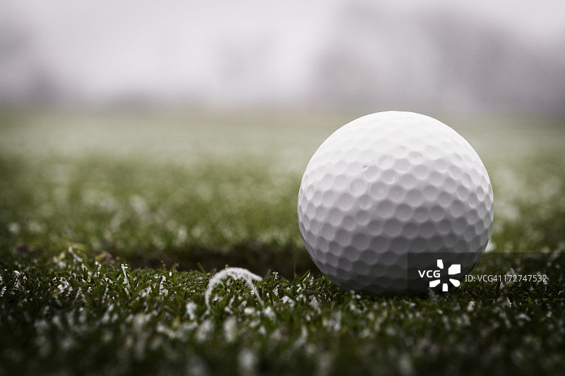 高尔夫球与霜图片素材