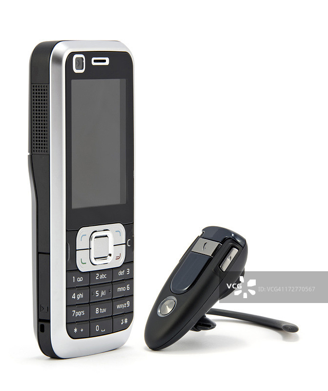 手机和蓝牙耳机图片素材