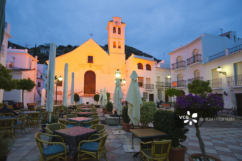 弗里希利亚纳的夜景灯光图片素材