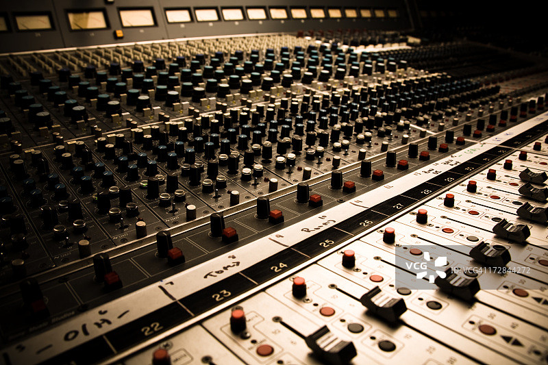彩色调音台图片素材