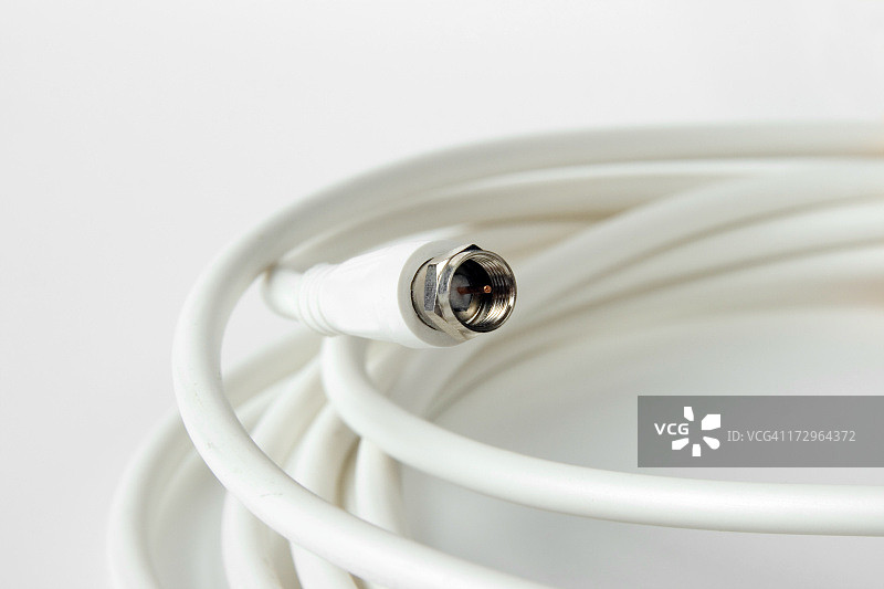 白色同轴电缆线轴图片素材