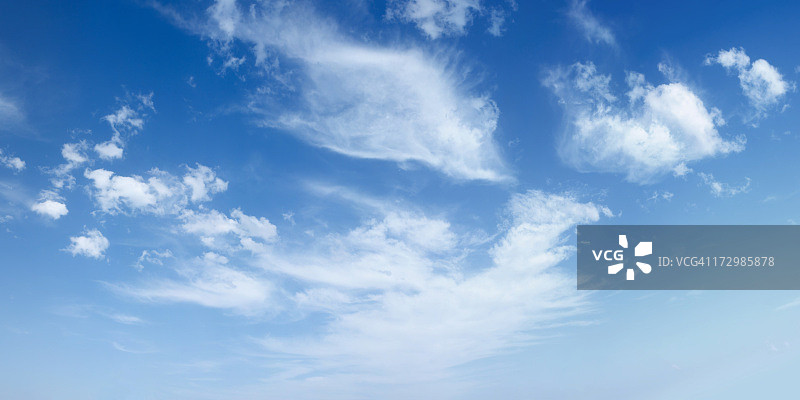 50兆像素的缕缕云彩图片素材