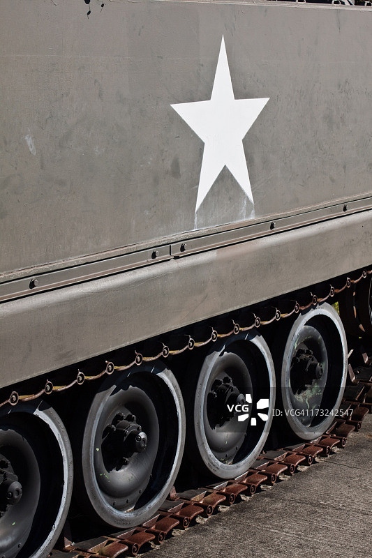 陆军坦克履带图片素材