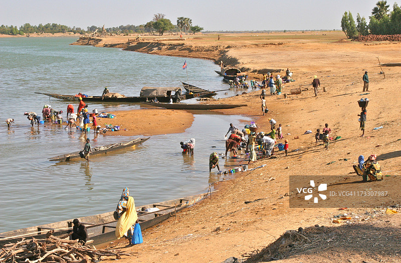 尼日尔河沿岸生活图片素材