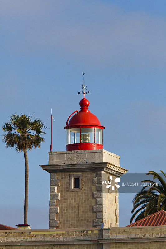 葡萄牙拉各斯皮埃达角灯塔图片素材