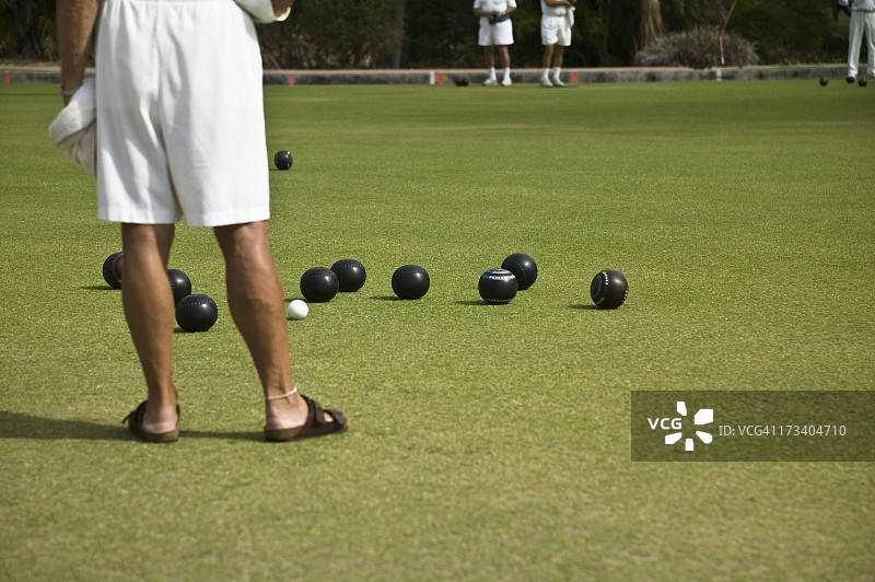 人们在玩保龄球图片素材