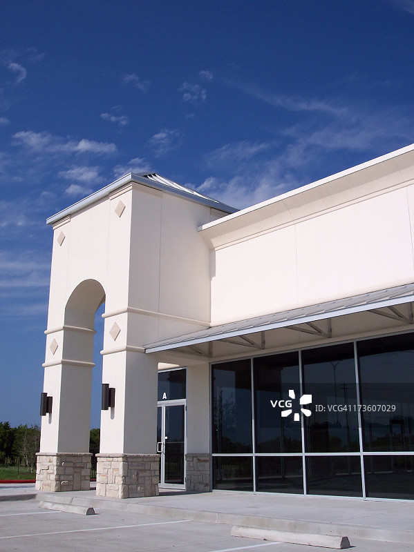 空白白色店面角落竖版图片素材