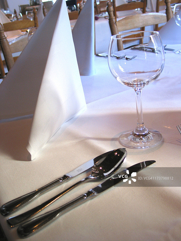 更多人的晚餐图片素材