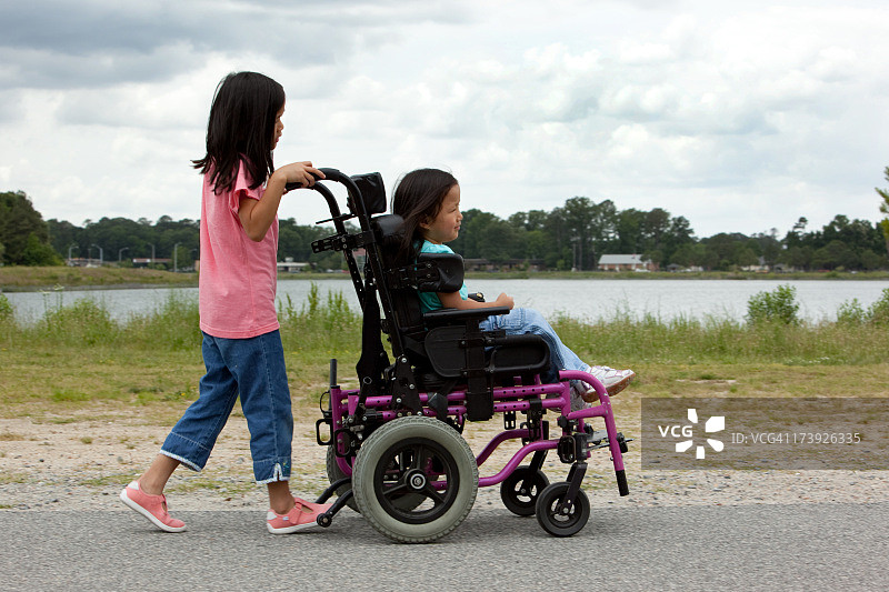 残疾儿童图片素材