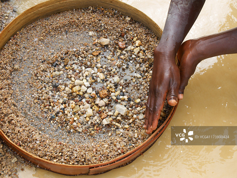 清洗钻石图片素材