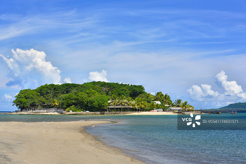 维拉港梅莱湾的隐匿岛屿图片素材