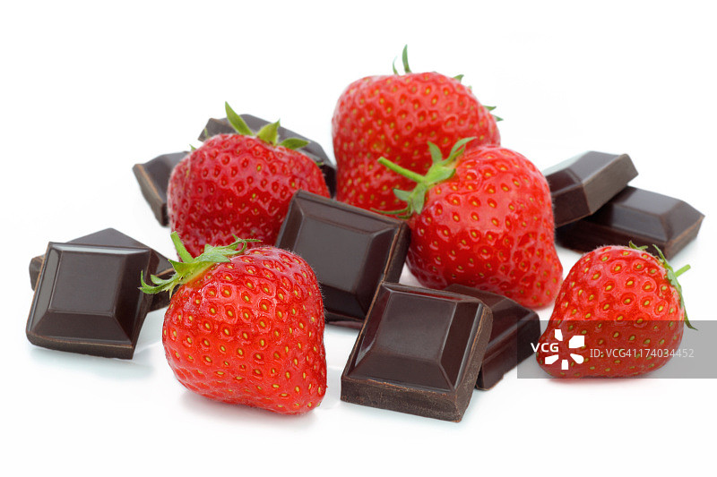 全天然草莓黑巧克力图片素材