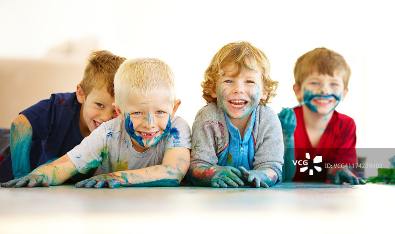 可爱的迷你萌娃图片素材