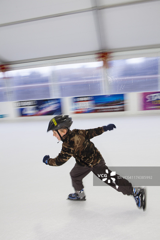 贝尔维尤魔幻季冰场图片素材