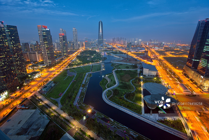 韩国仁川松岛国际商务区夜景中央公园图片素材