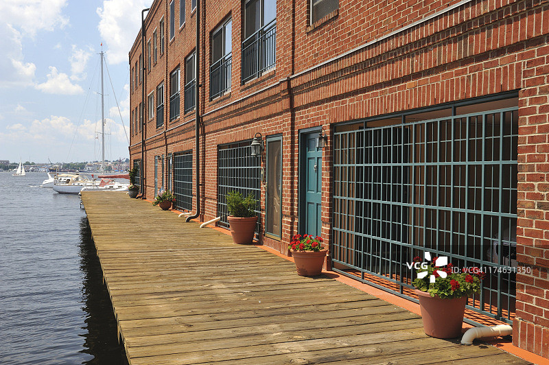 海滨砖房图片素材