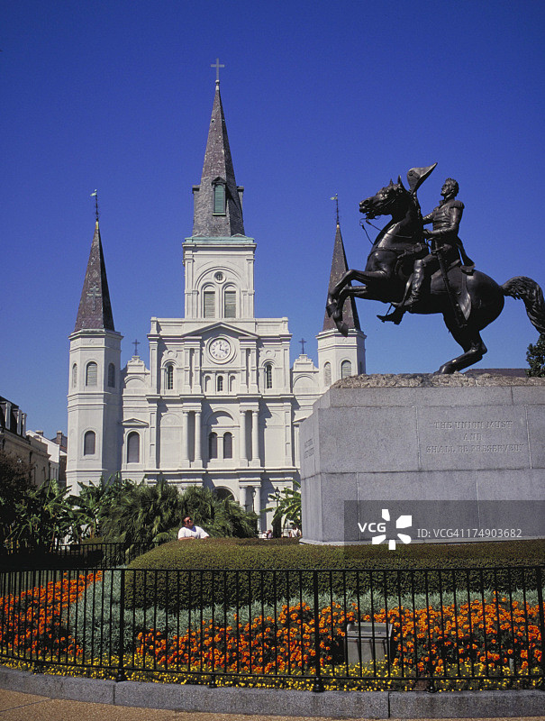 新奥尔良圣路易斯大教堂和杰克逊将军图片素材
