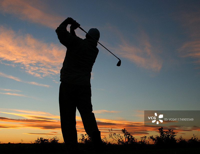 高尔夫球运动剪影图片素材