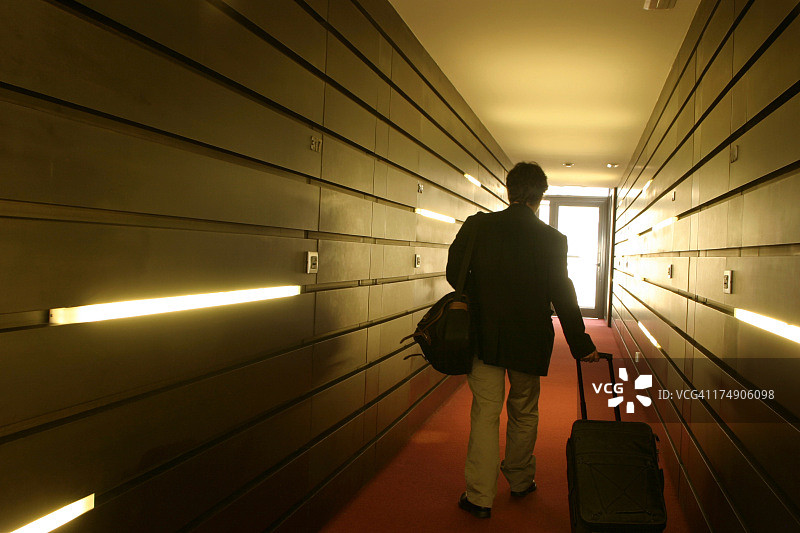 到达与出发图片素材