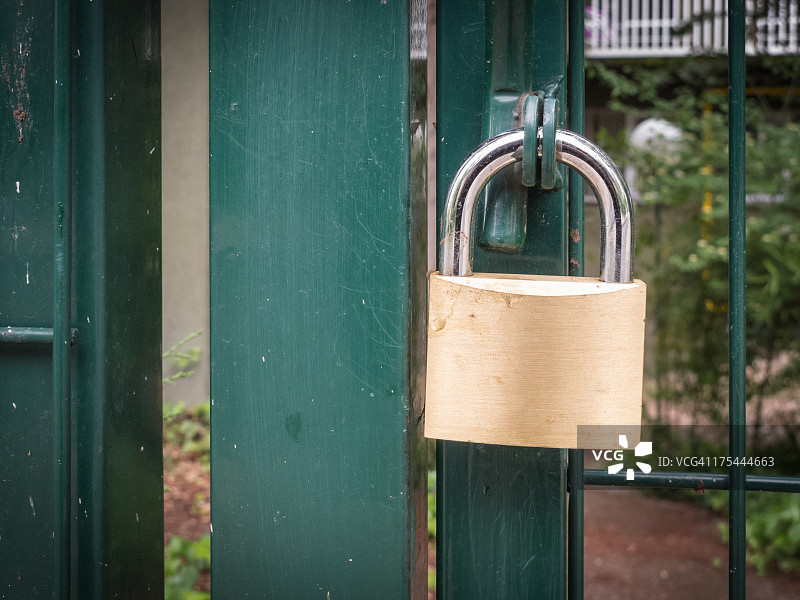 挂锁锁门图片素材