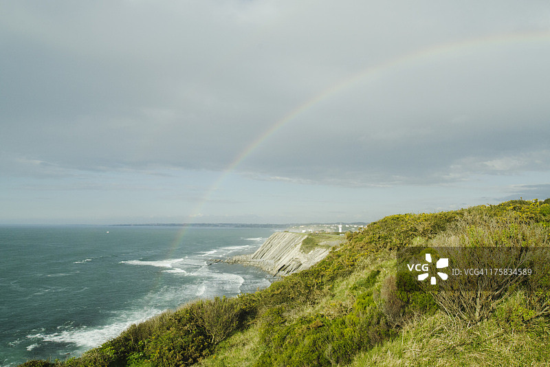 法国锡布尔悬崖上的彩虹图片素材