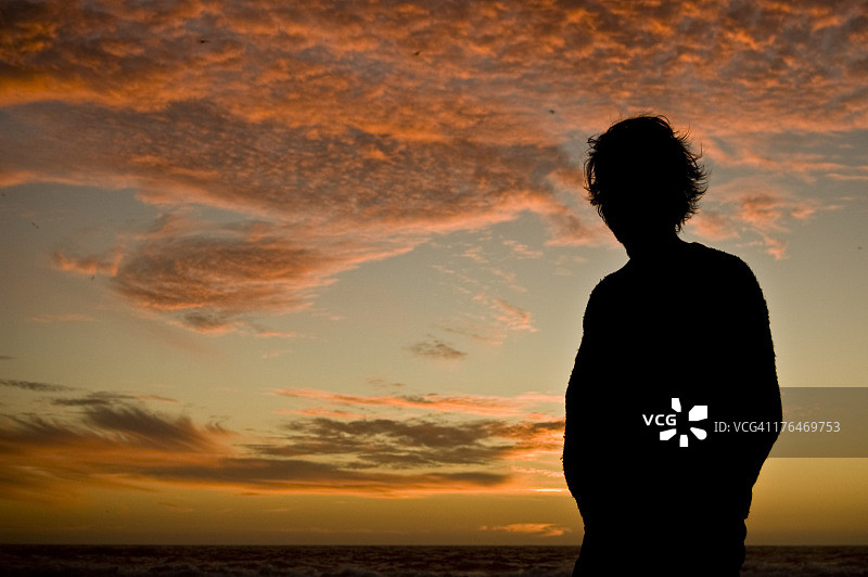 天空剪影图片素材