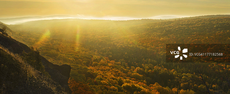 早上好，科珀港图片素材