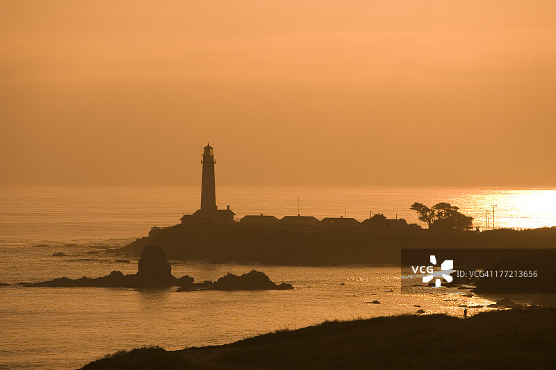 日落时分的鸽子角灯塔图片素材