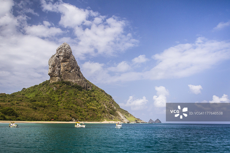 费尔南多-迪诺罗尼亚群岛的莫罗峰图片素材