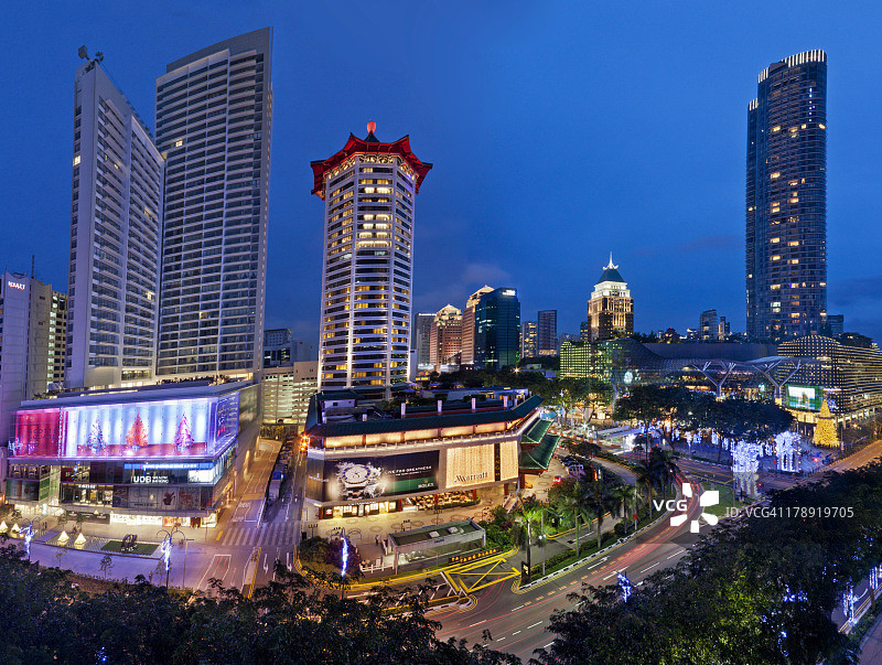 灯火通明的高楼图片素材