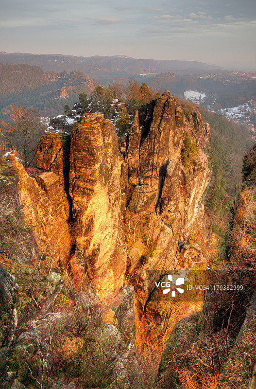 巴斯泰岩层图片素材