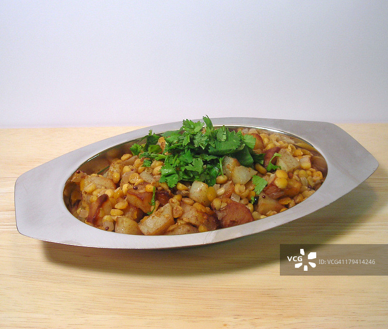 阿卢恰纳（马铃薯配扁豆）图片素材