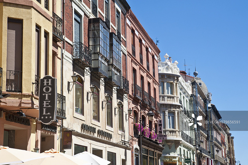 西班牙阿斯图里亚斯奥维耶多街景图片素材