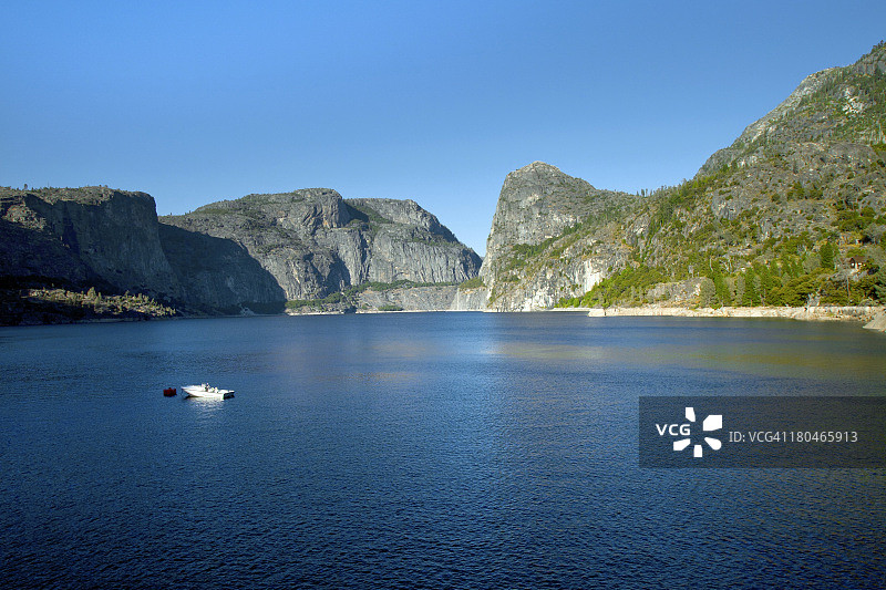 加州优胜美地国家公园的赫奇赫奇水库图片素材