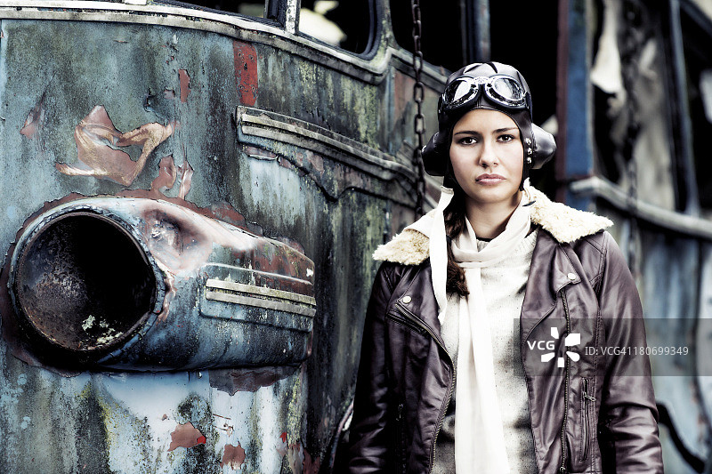 复古女飞行员肖像图片素材