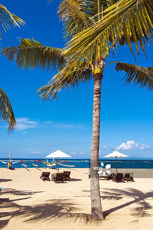 萨努尔海滩图片素材