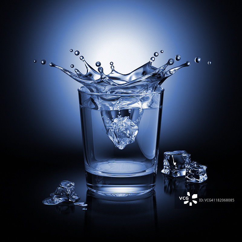 玻璃中的飞溅图片素材