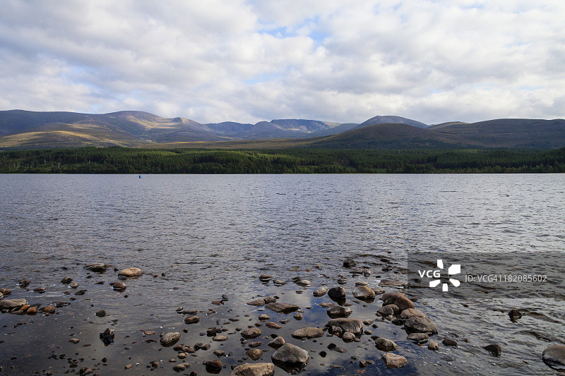 苏格兰阿维莫尔附近的莫里奇湖图片素材