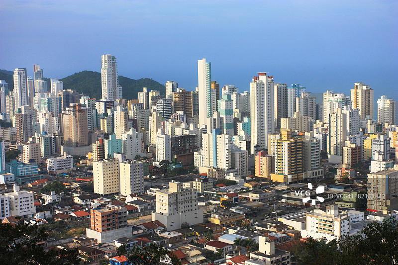 巴西圣卡塔琳娜州巴尔内阿里奥坎波里乌图片素材